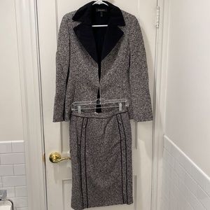 Escada softest ever wool suit Size 32/36